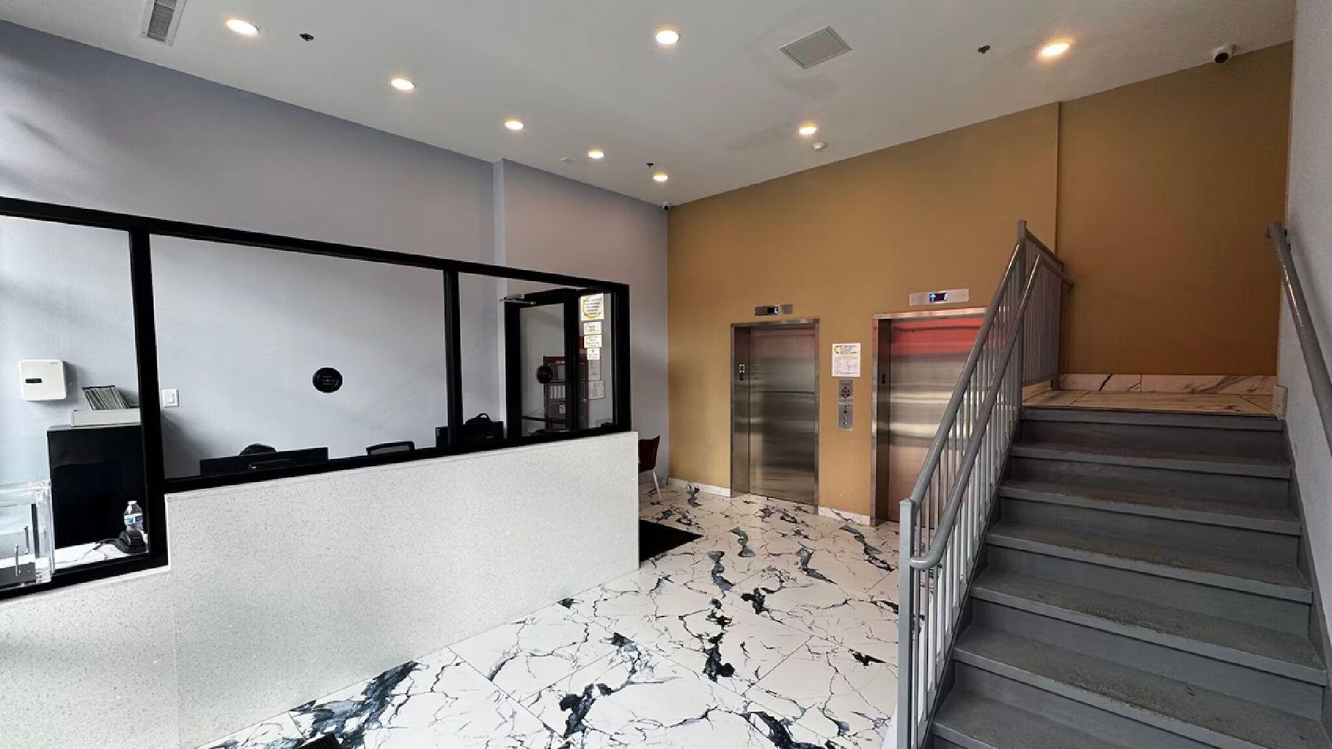 Super 8 By Wyndham Brooklyn Fulton Street Broadway Junction 2*