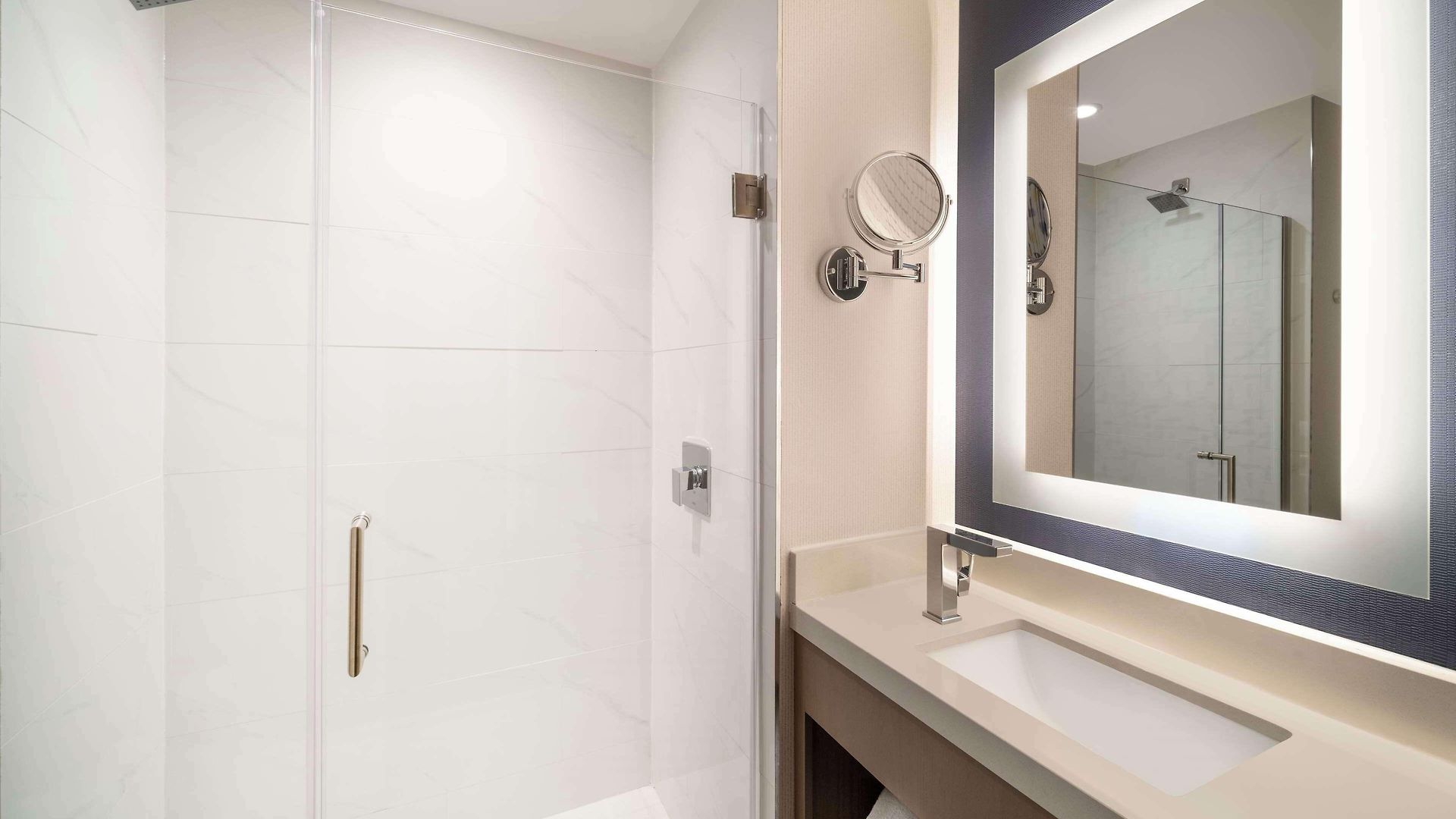 Hotel Doubletree By Hilton Long Island City, Ny 3*