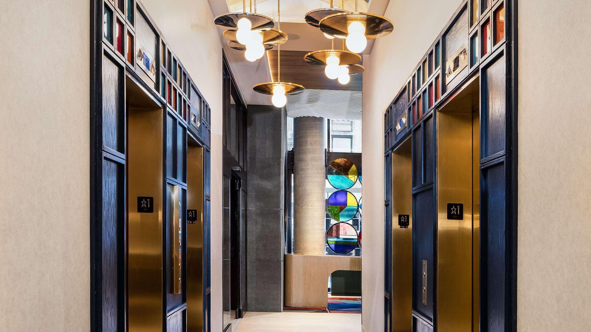 Motto By Hilton Chelsea Hotel