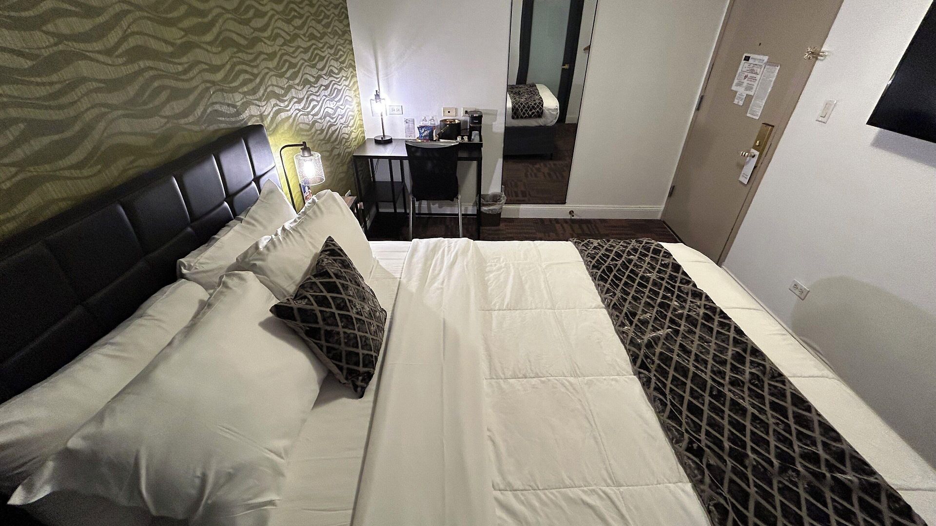 Richland Les Hotel