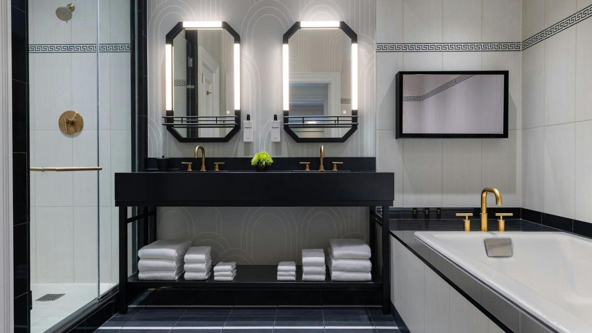 The Algonquin Times Square, Autograph Collection 4* New York