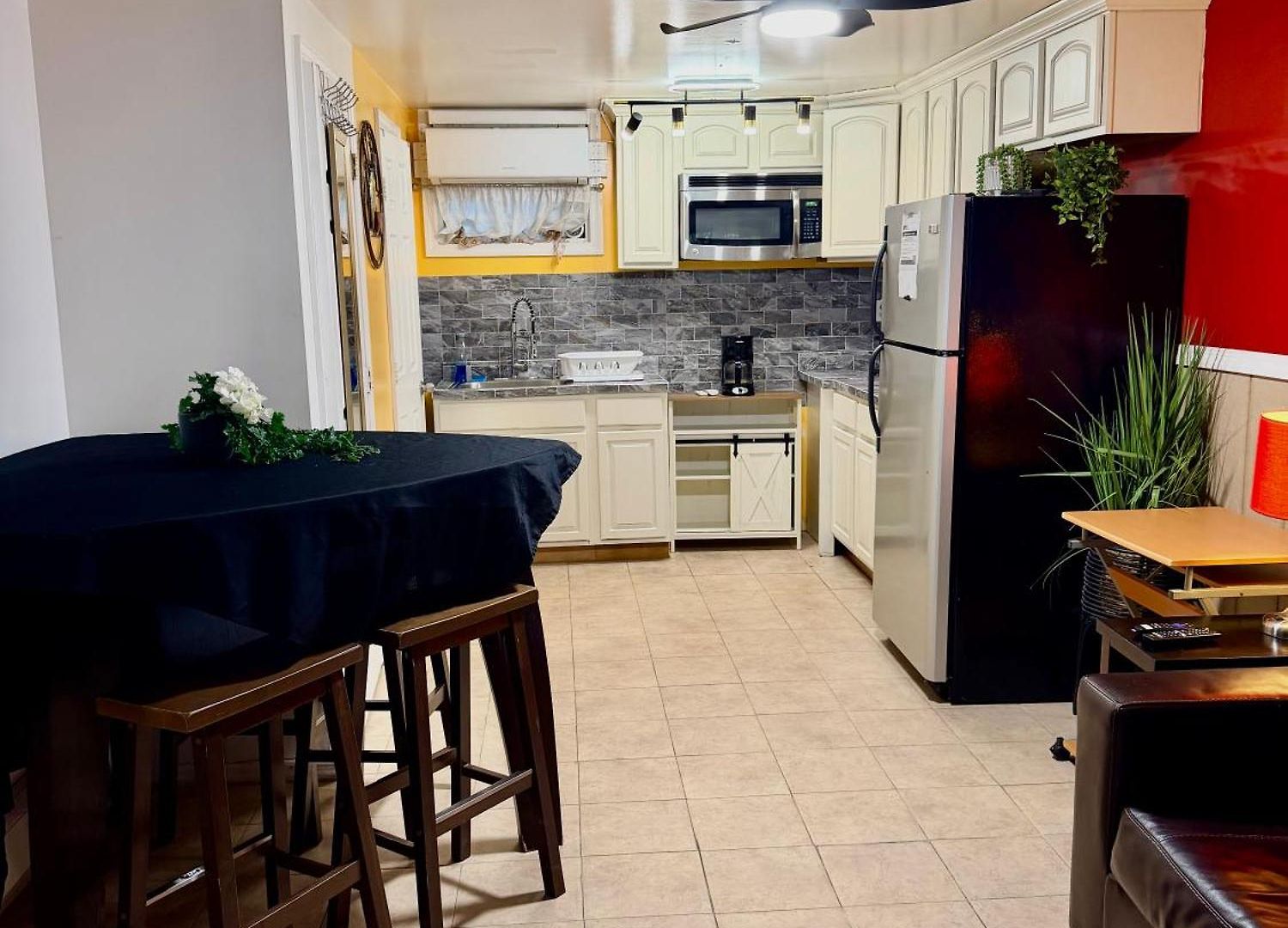 Large 3-bedrooms/2-bath Apt, One Block To Train