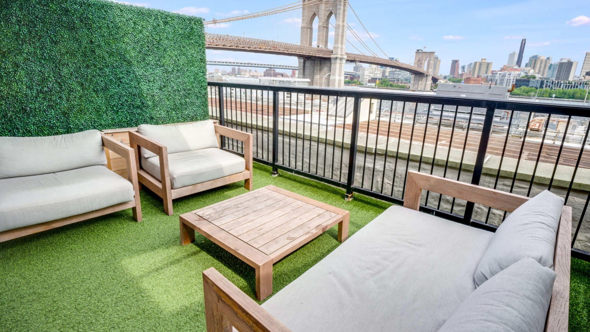 33 Hotel, City, Seaport