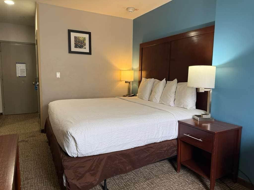 Hotel Days By Wyndham Brooklyn Marine Park New York