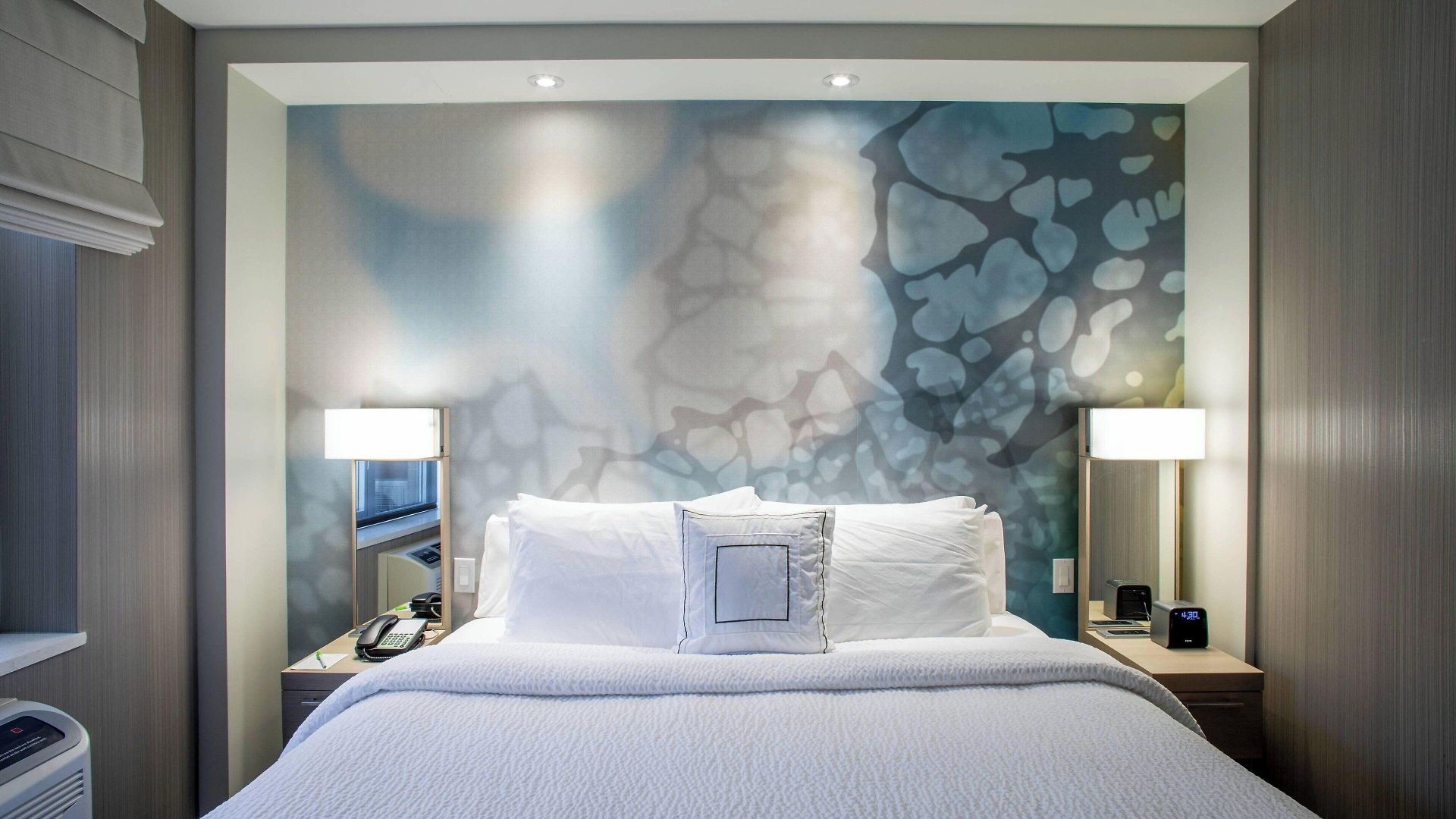 Courtyard By Marriott Queens/fresh Meadows New York