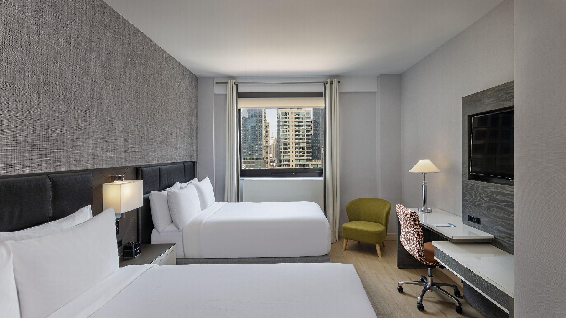 Four Points By Sheraton Manhattan Midtown West 4*