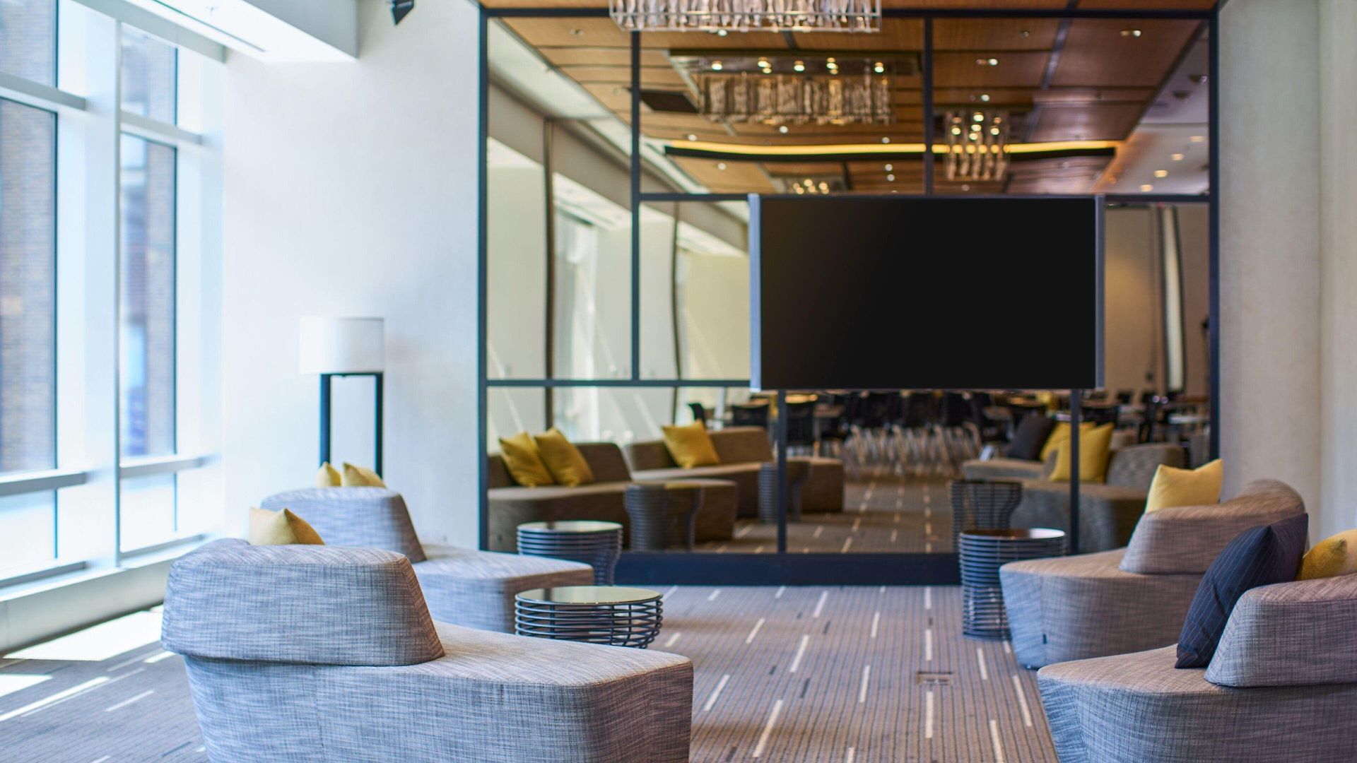 Hotel Renaissance Midtown 4*