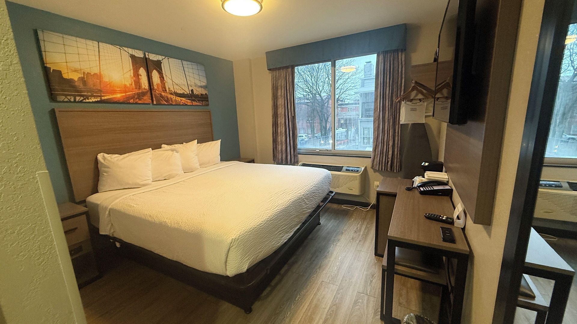 Days By Wyndham Brooklyn Borough Park Hotel