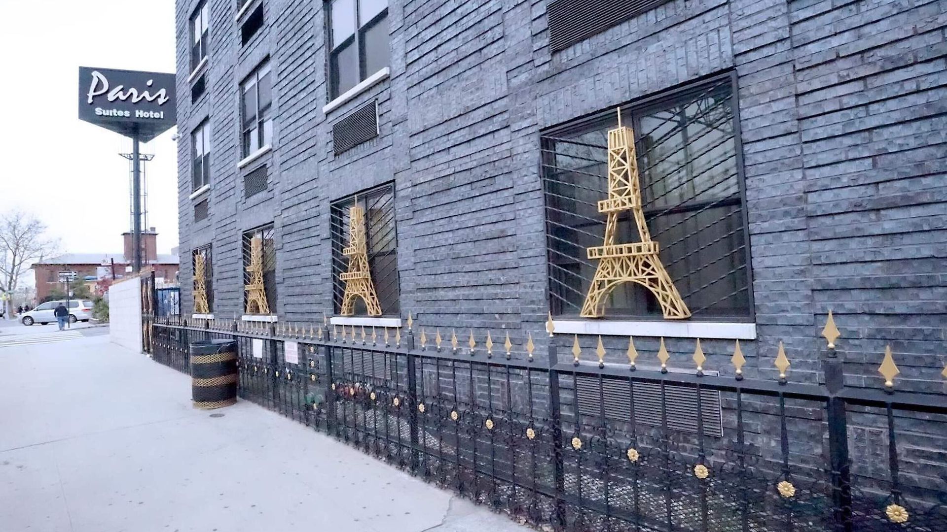 Paris 3*