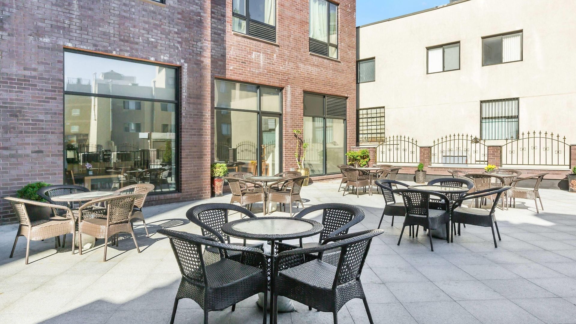 Hotel Ramada By Wyndham Flushing Queens