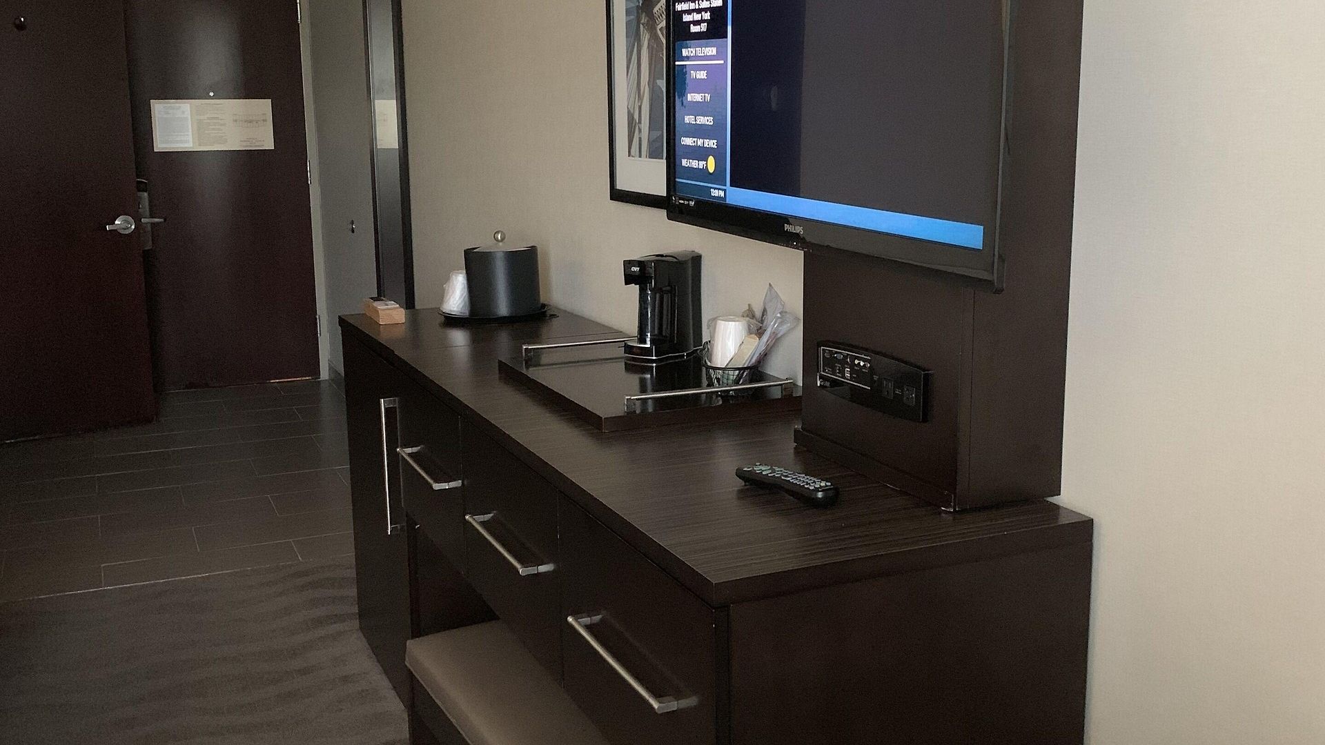 Fairfield & By Marriott Staten Island Hotel 3*