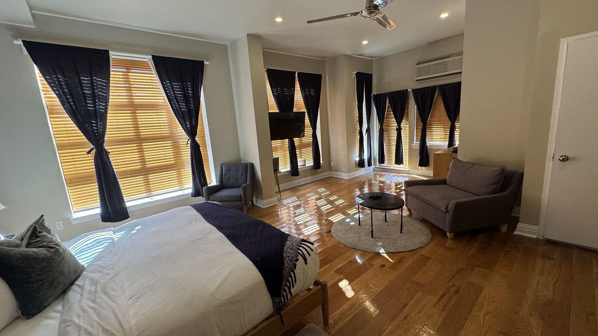 Hotel The Box House (adults Only) 4*