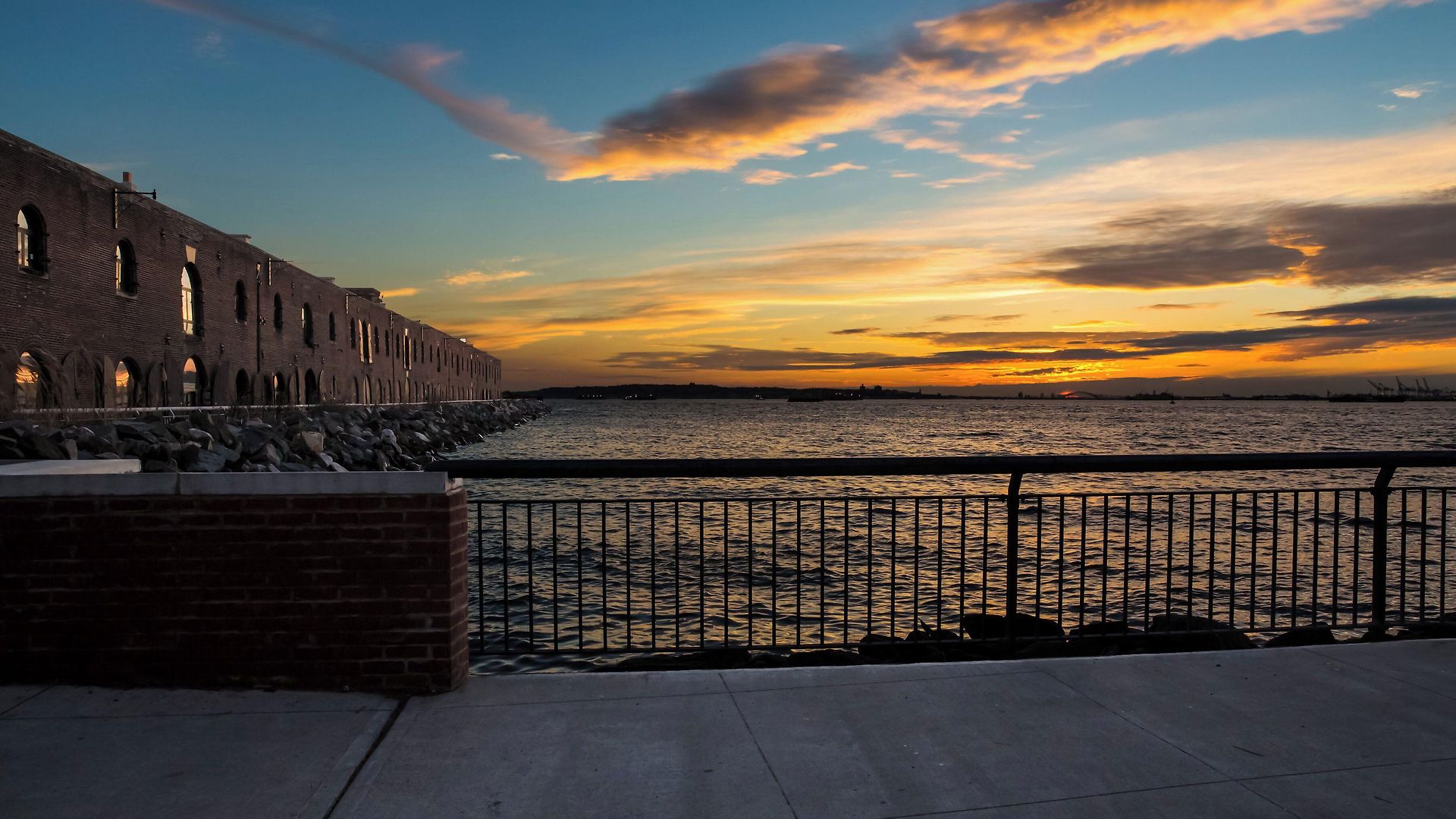 The Red Hook 3* New York