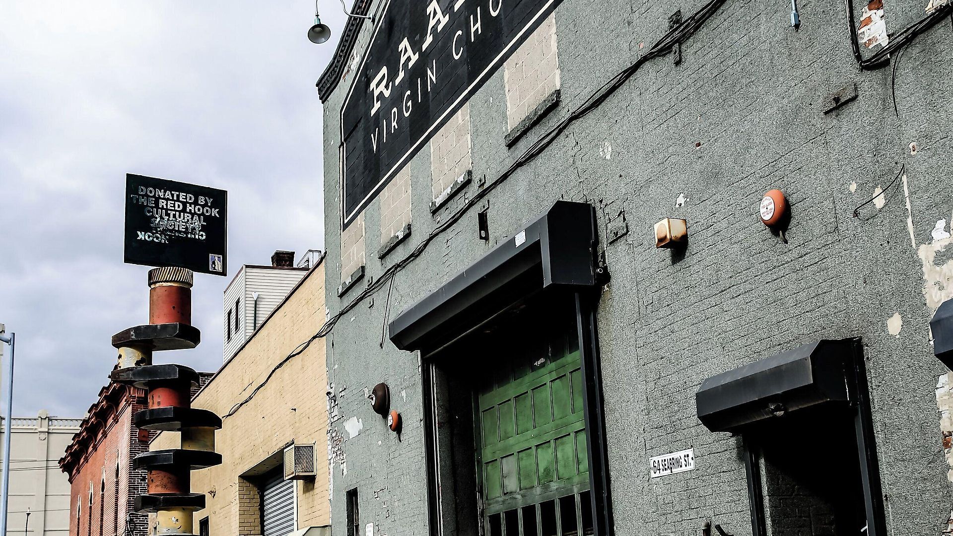 Hotel The Red Hook 3*