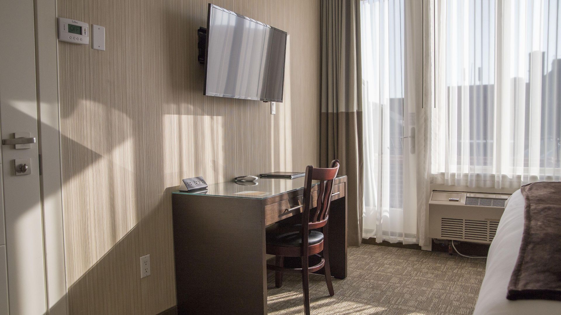 Hotel Aura Brooklyn New York
