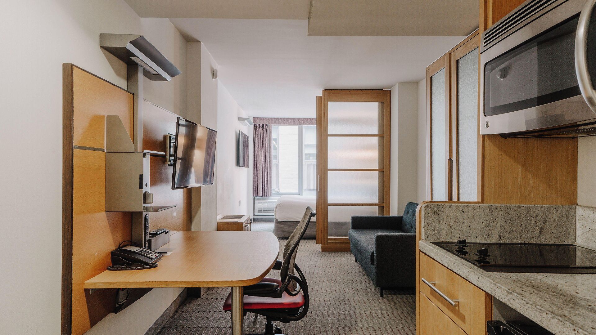 The Jewel Hotel, 4*