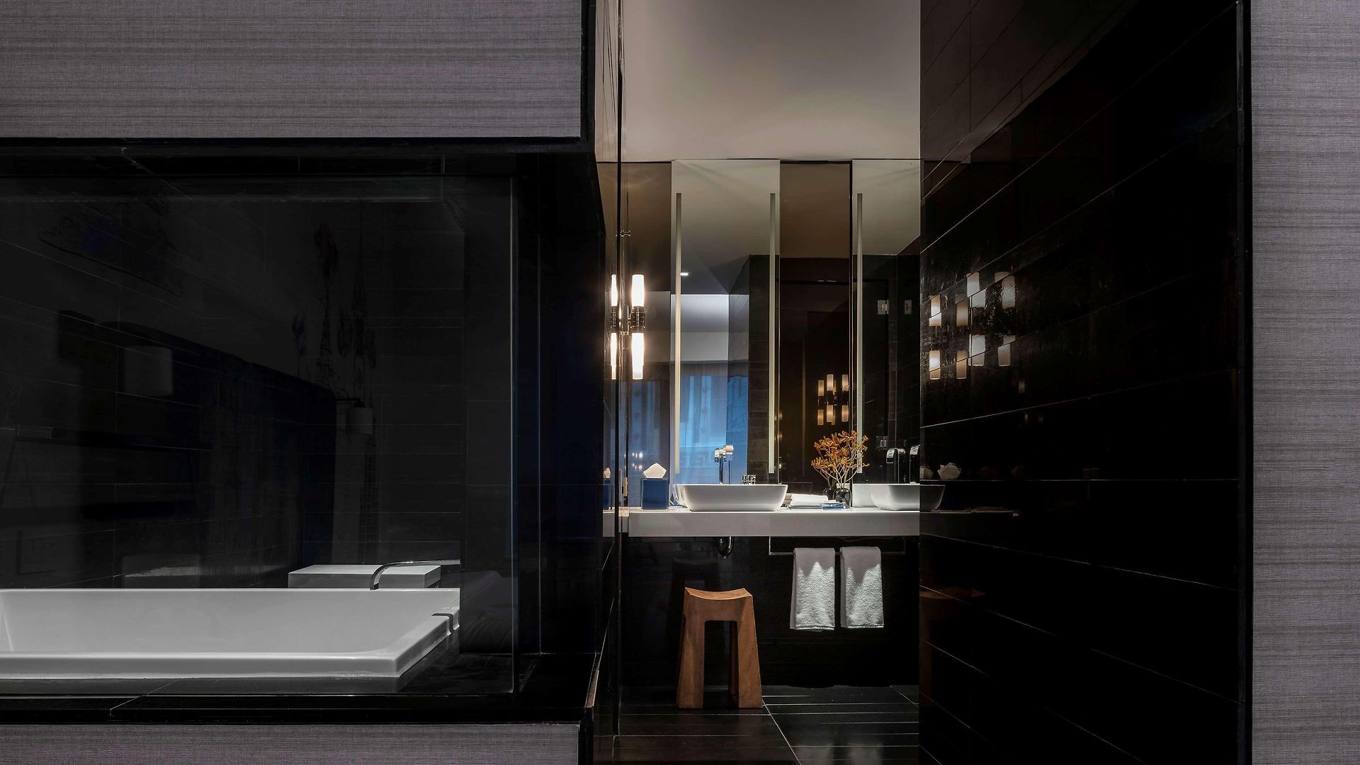 Hyatt Centric Street New York
