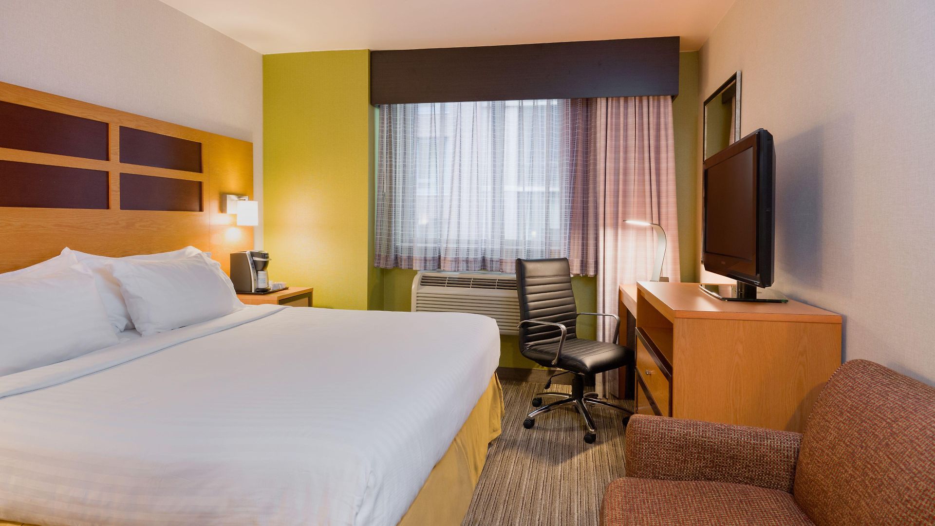 Express - Times Square By Ihg Hotel New York