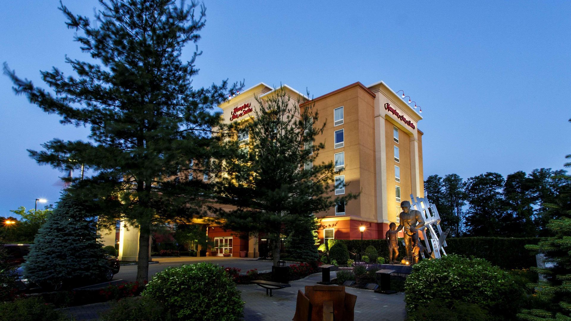 Hampton & Staten Island Hotel 3*