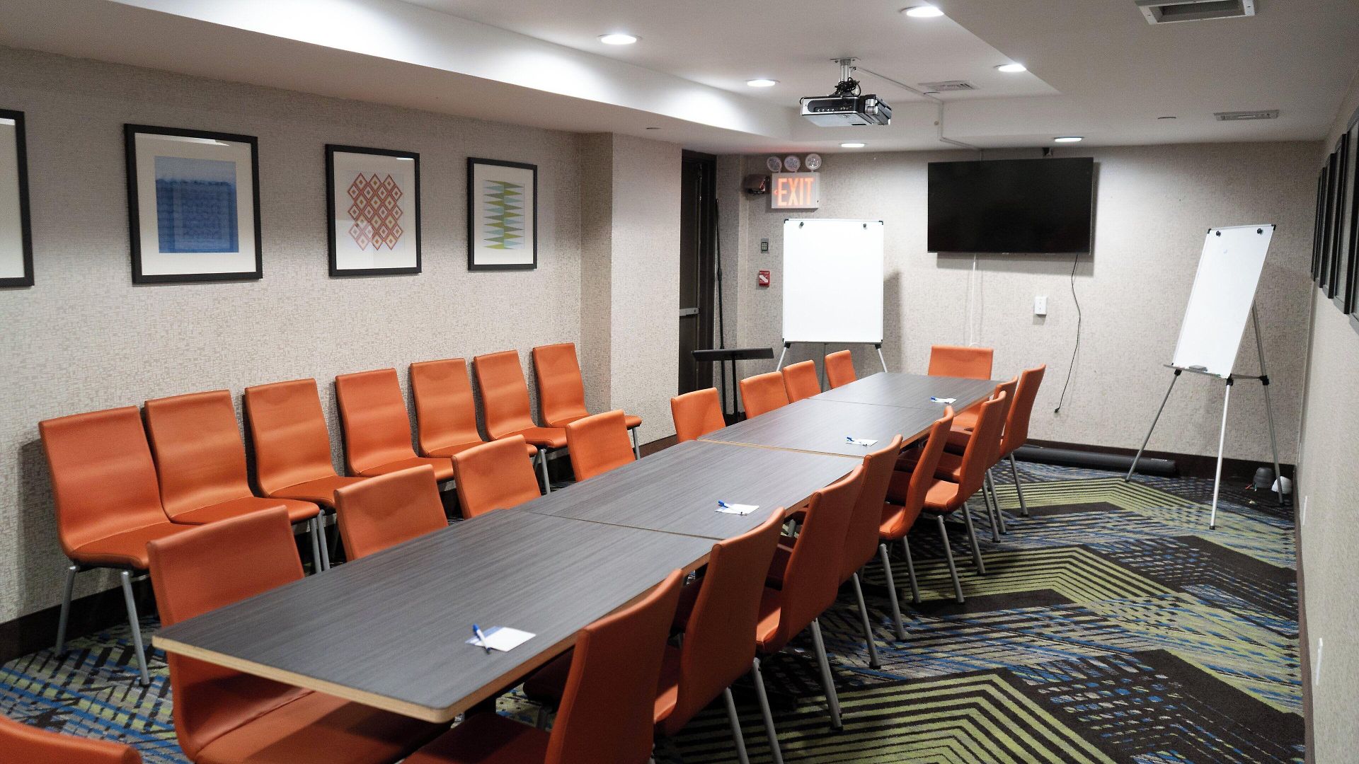 Express Maspeth By Ihg New York