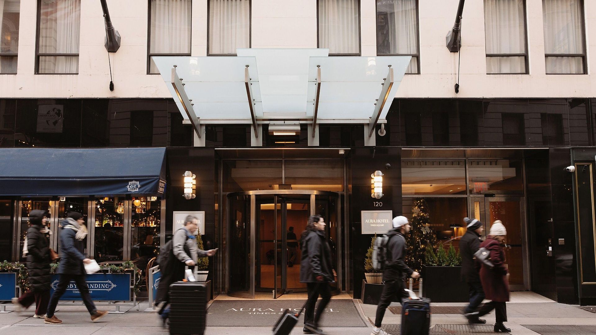 Hotel Aura Times Square New York