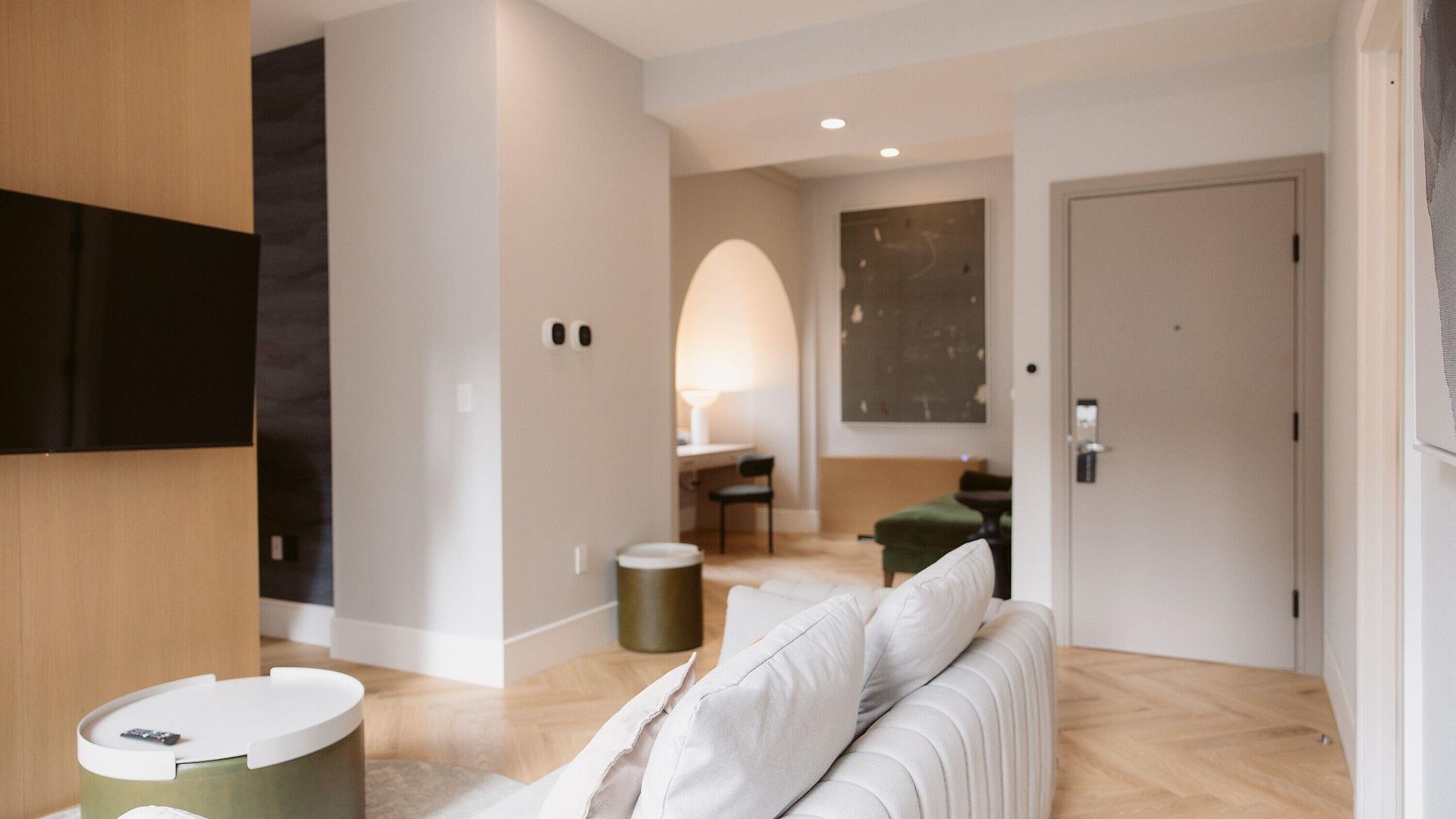 Aura Times Square Hotel 4*