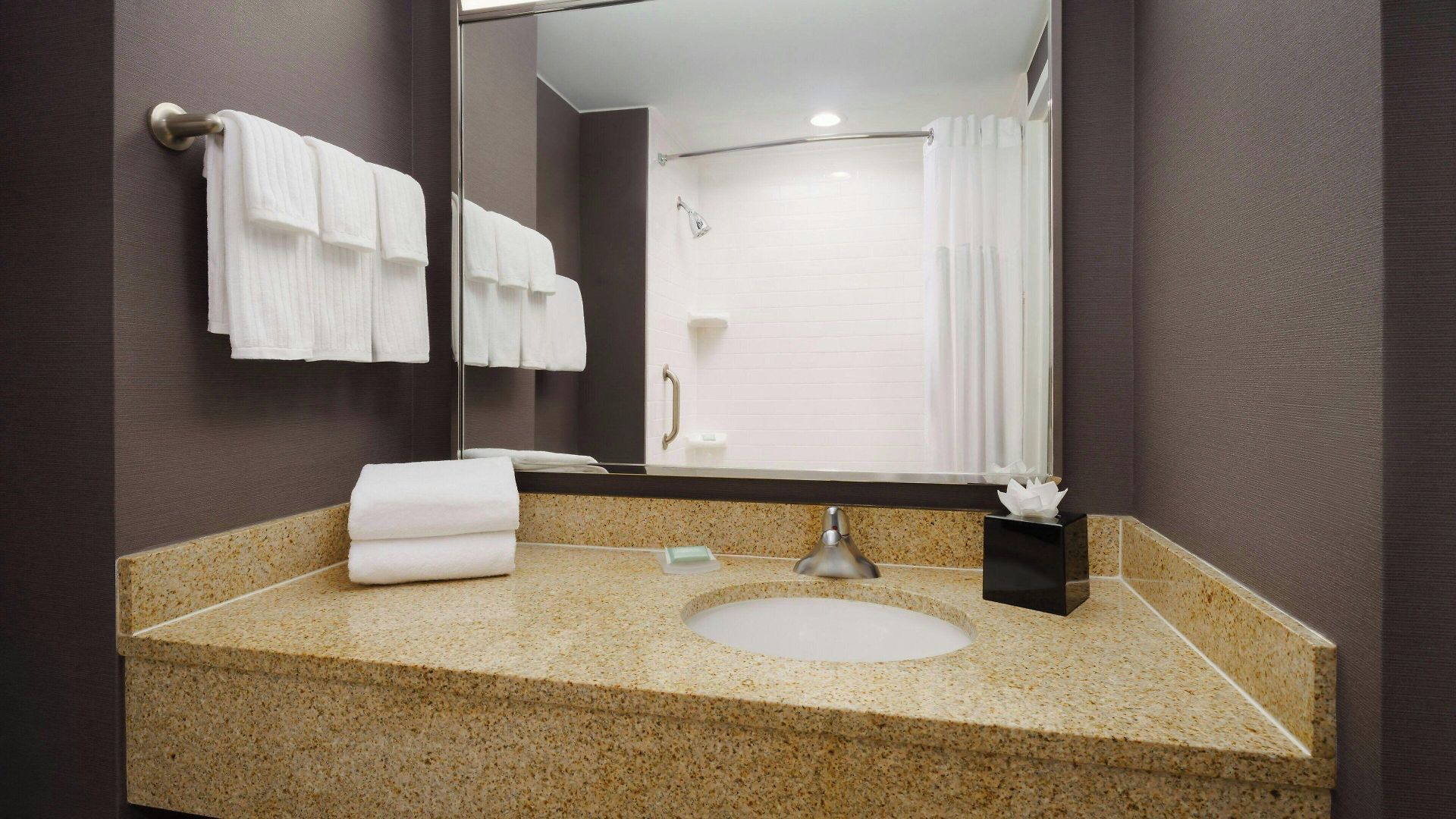 Courtyard By Marriott Manhattan Upper East Side Hotel 3*