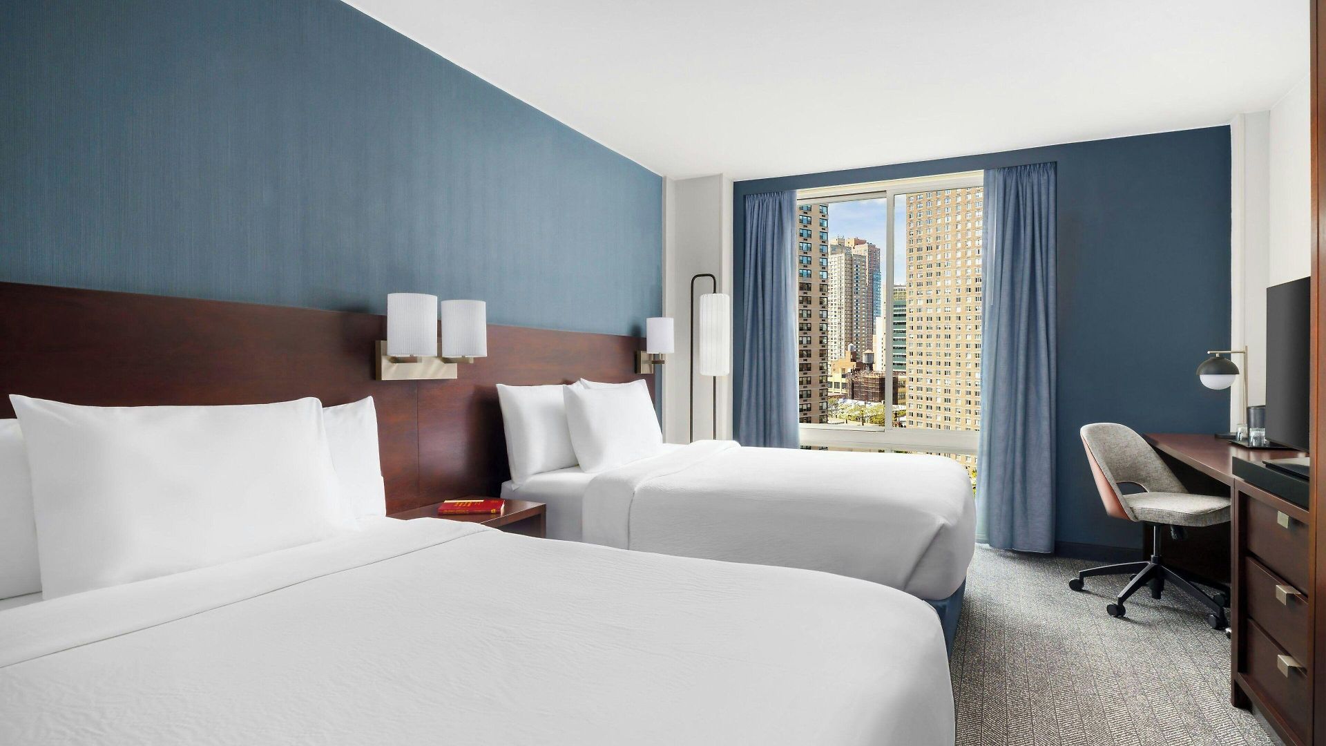 Courtyard By Marriott Manhattan Upper East Side Hotel