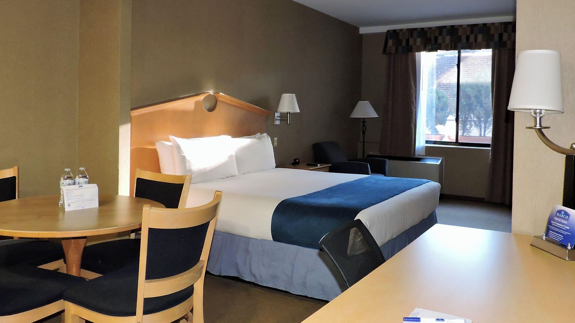 Hotel Marco Laguardia & New York