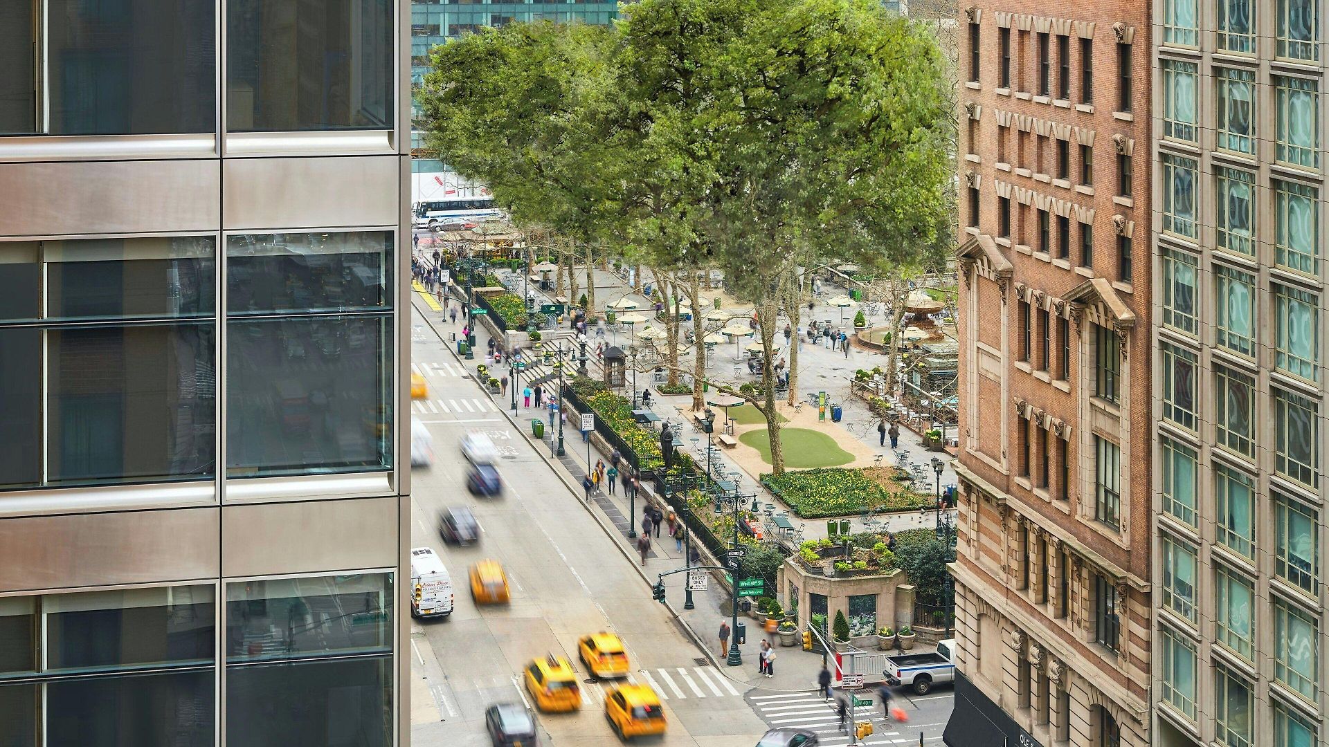 Hotel By Marriott Manhattan/times Square 4*