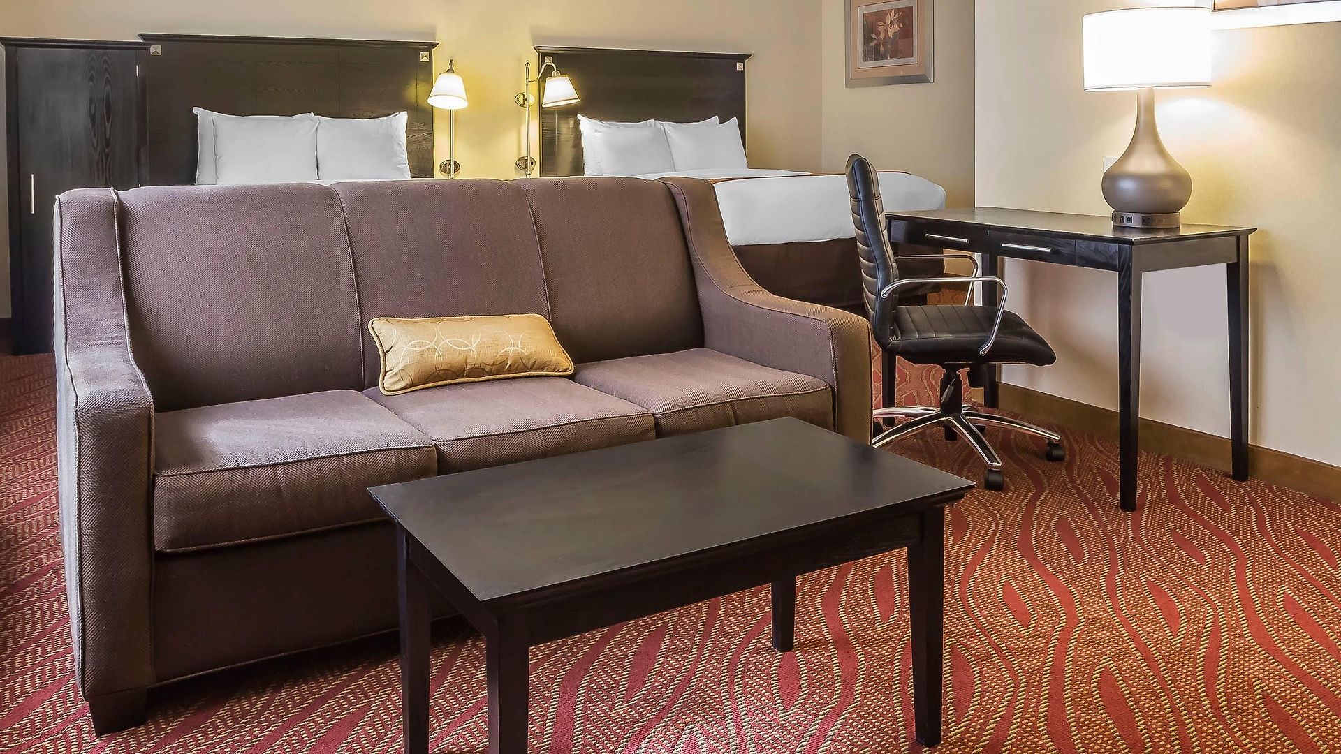 Comfort & Laguardia Airport Hotel