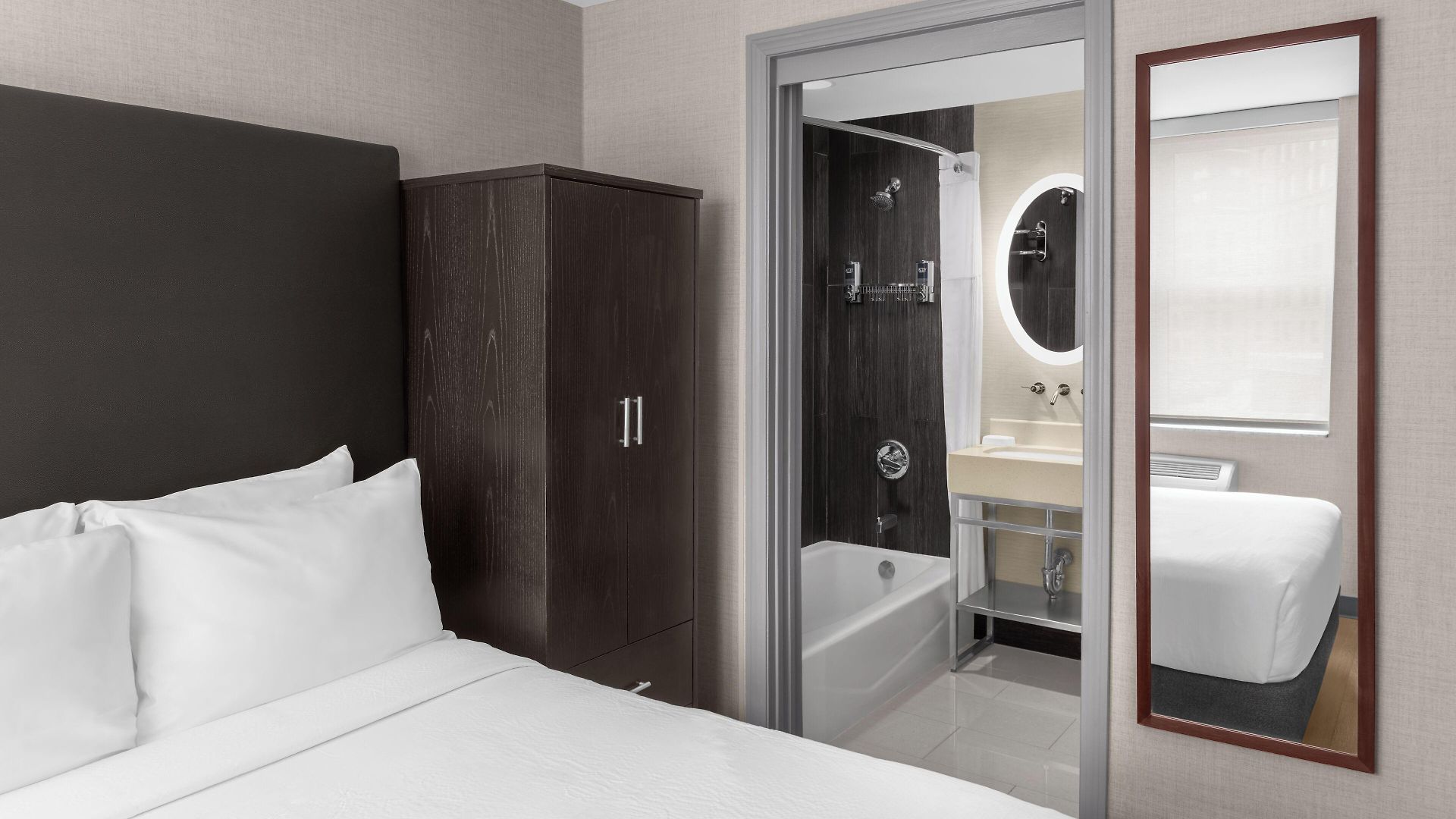 Solita Soho 3*