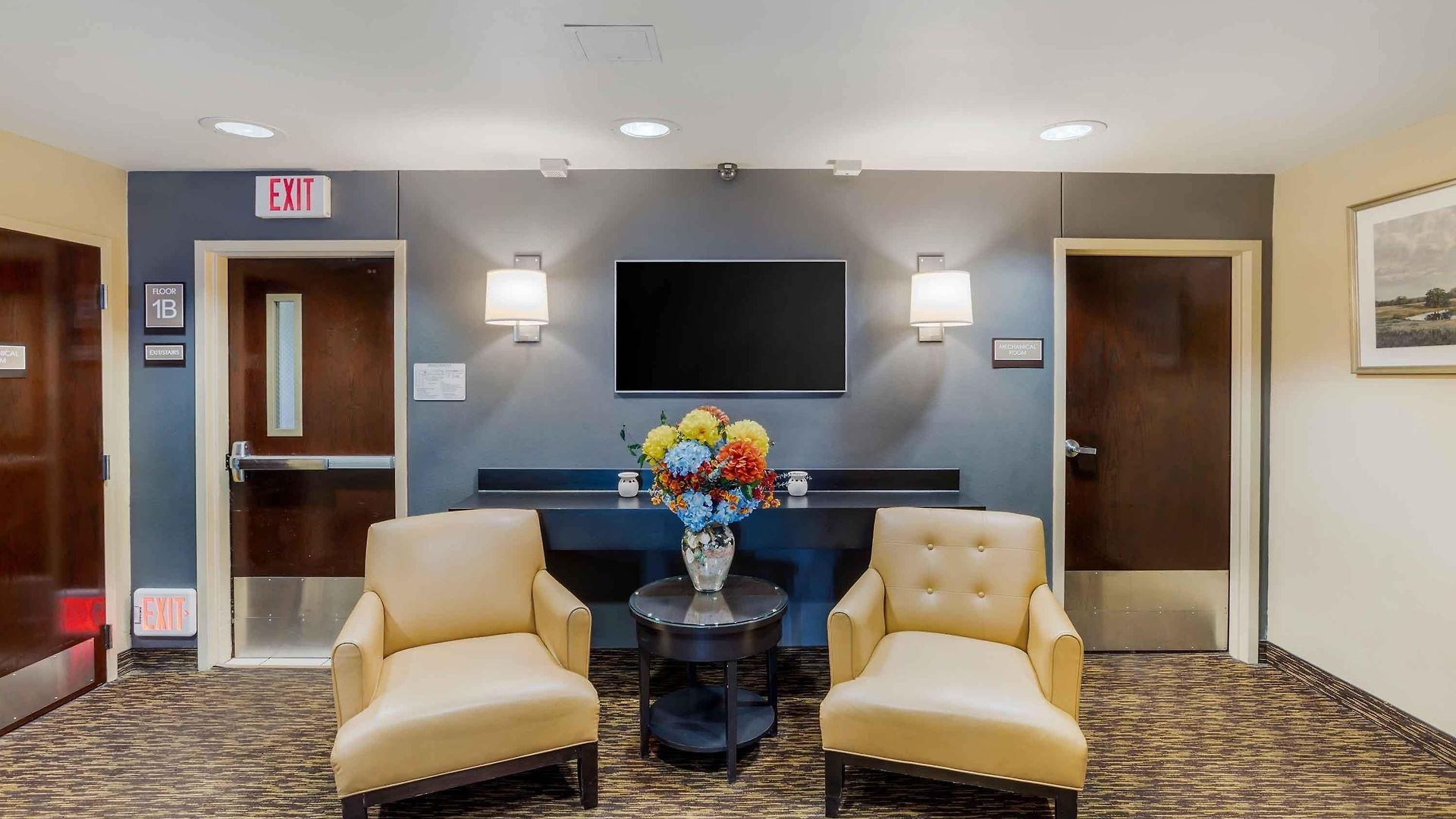 Extended America - - Laguardia Airport Hotel