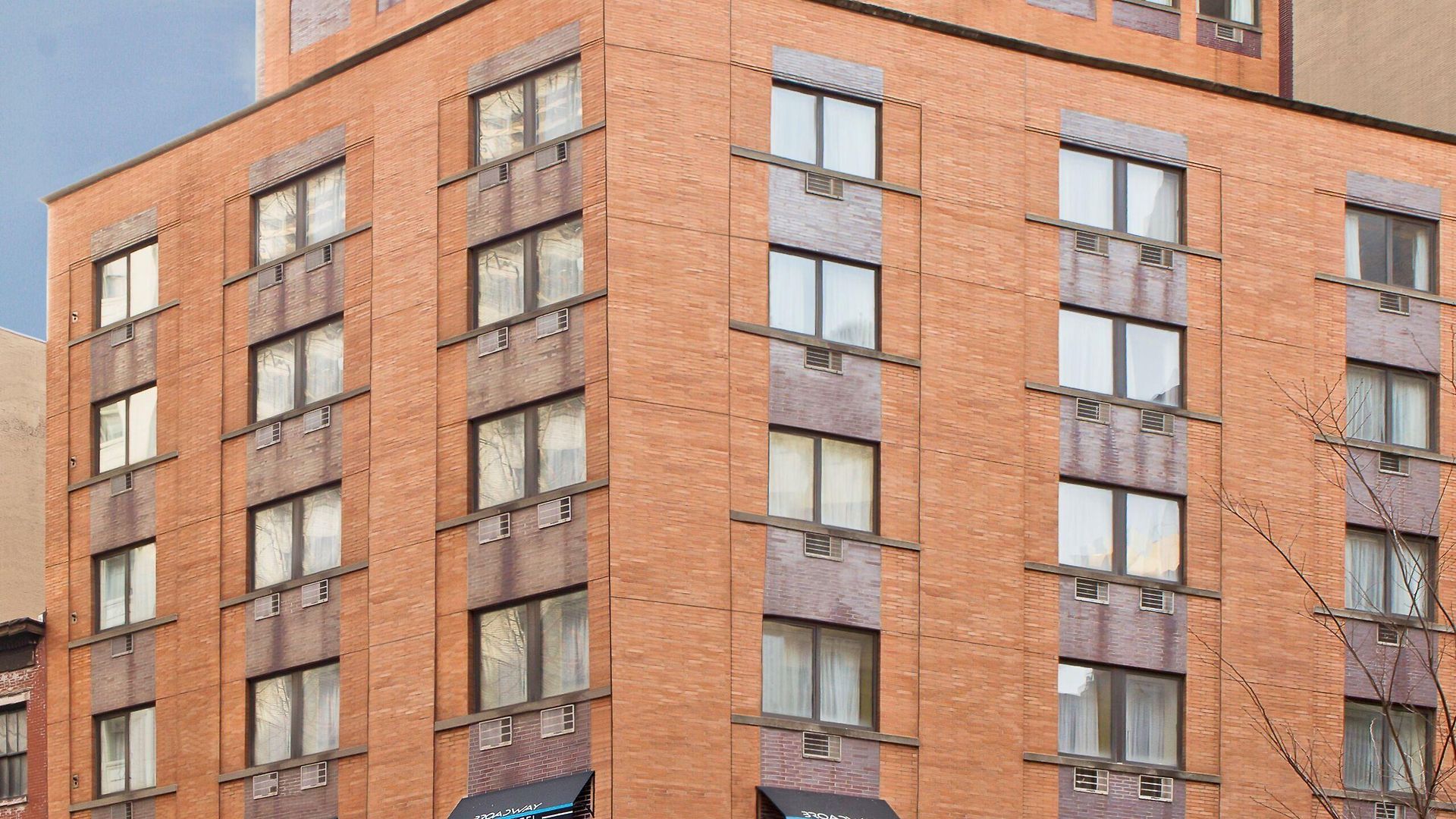 Hotel Broadway Plaza 4*