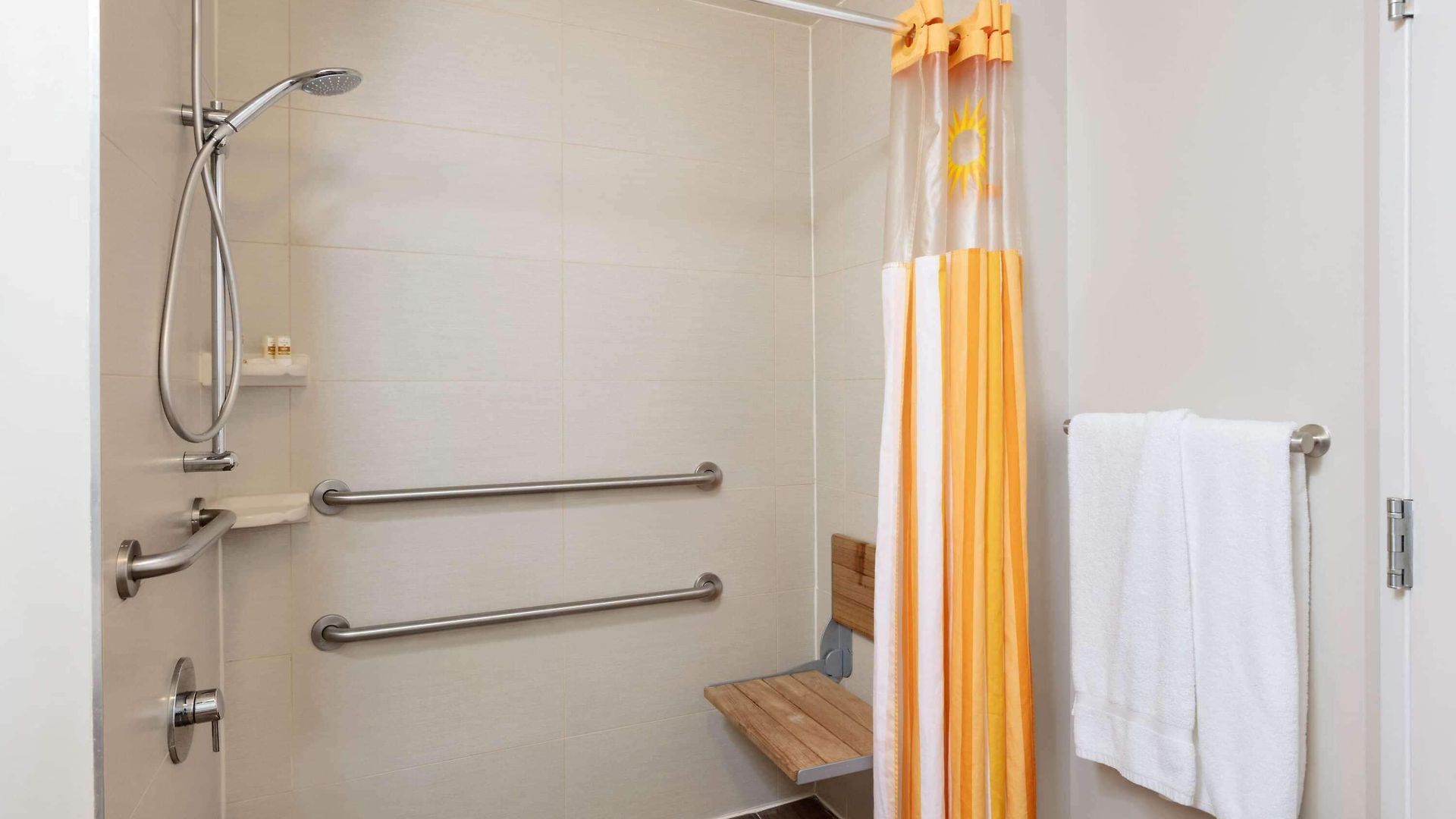 Hotel La Quinta By Wyndham Park 3*