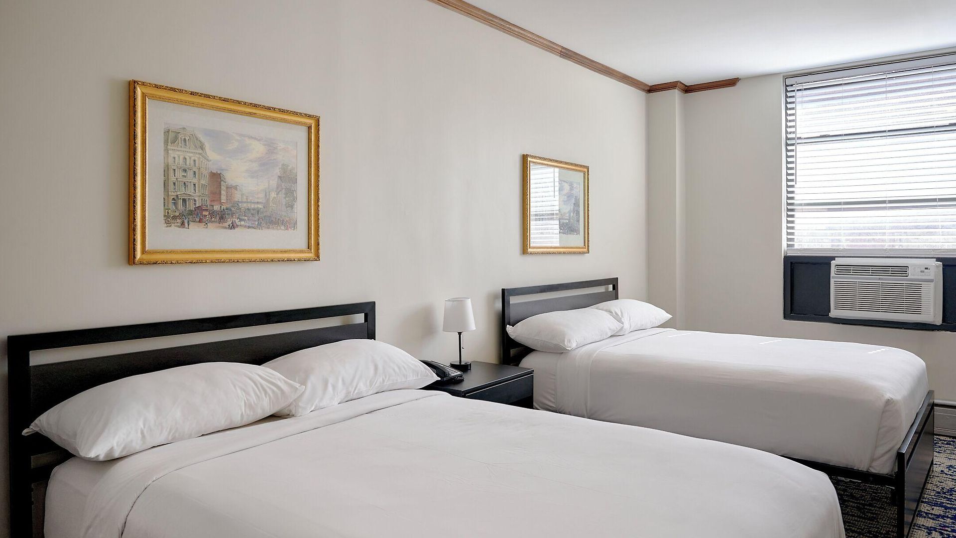 Night Broadway Hotel 3*