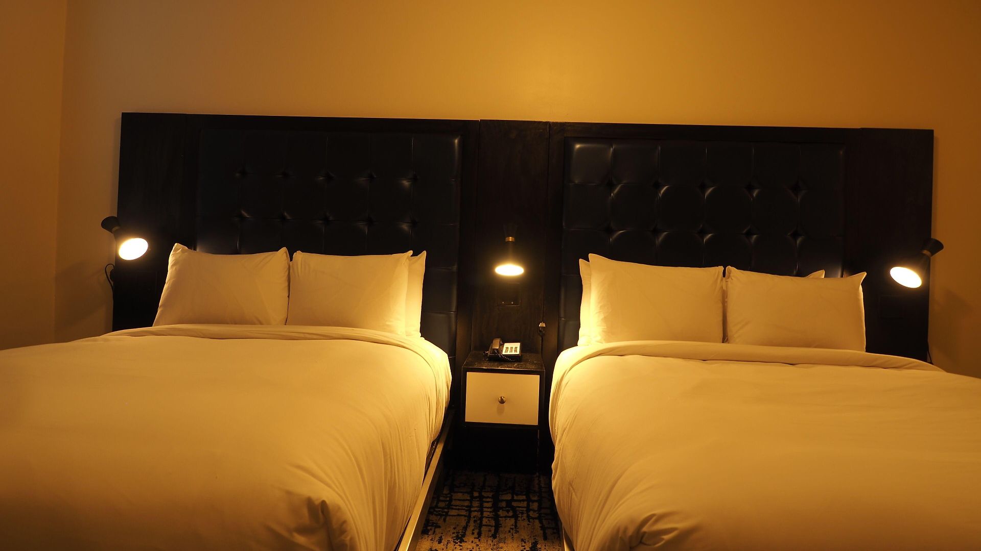 Night Broadway 3*