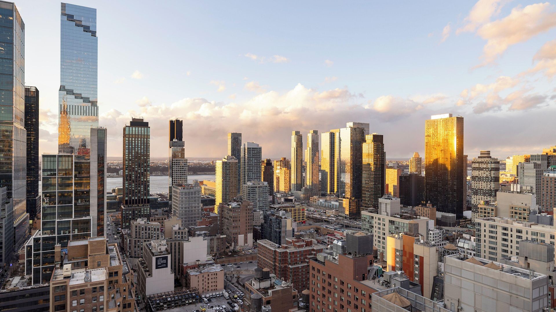 New Yorker By Lotte Hotel 4*