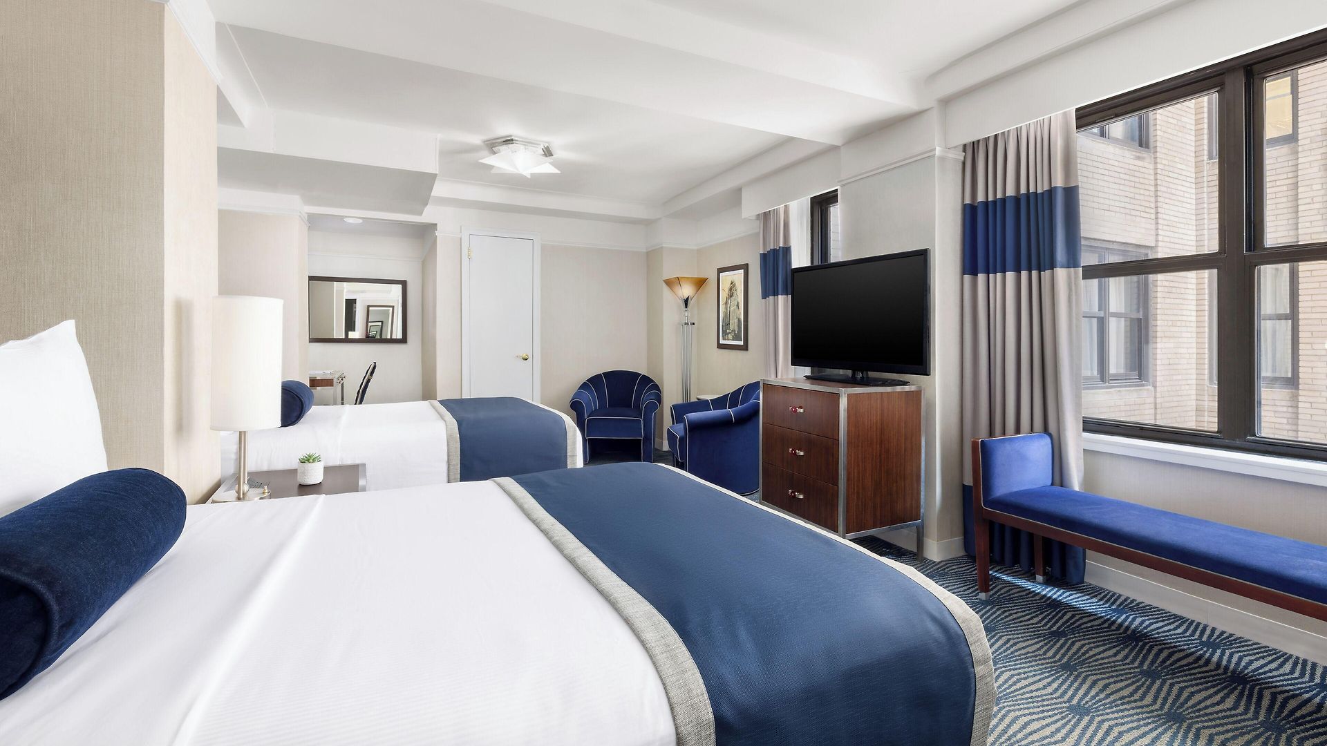 New Yorker By Lotte Hotel