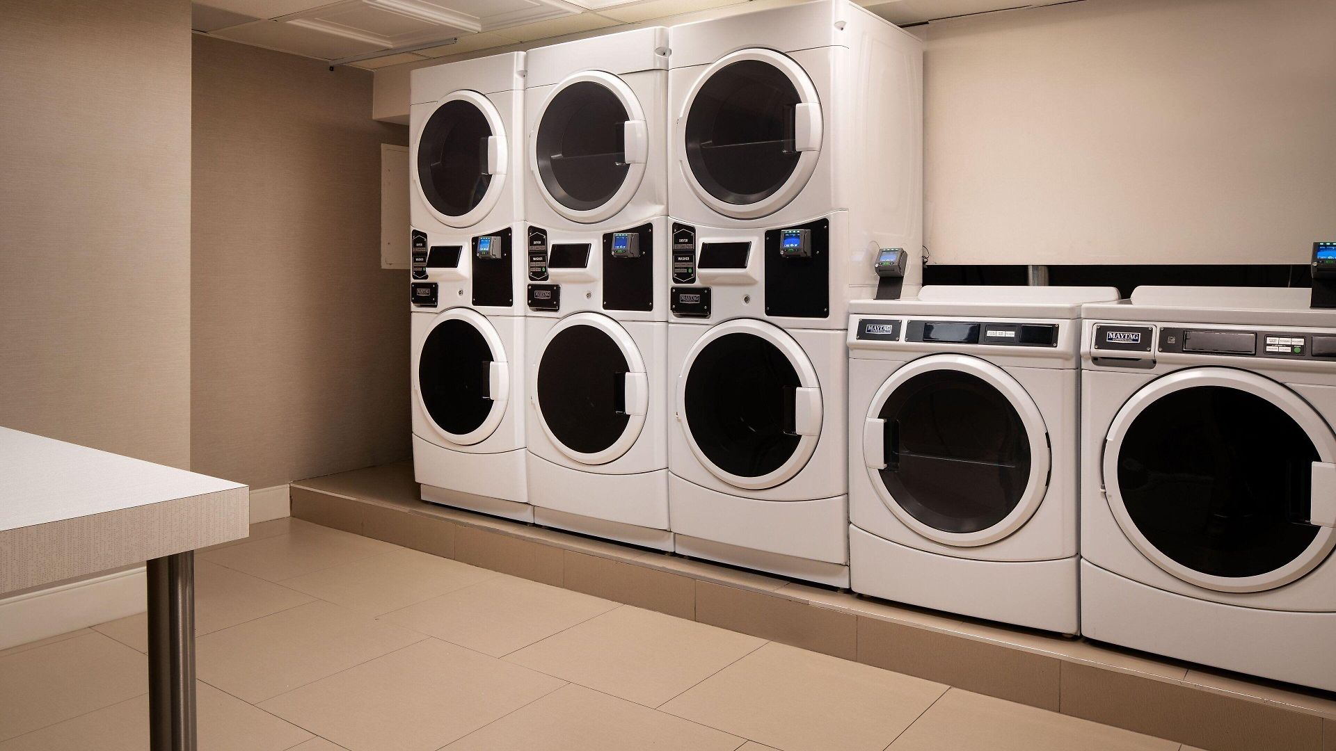 By Marriott Manhattan/ Midtown Eastside Hotel 4*