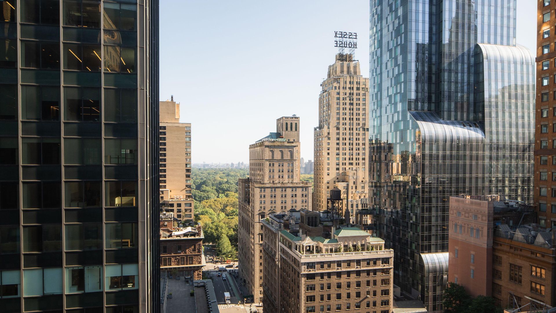 The Manhattan Club 4*