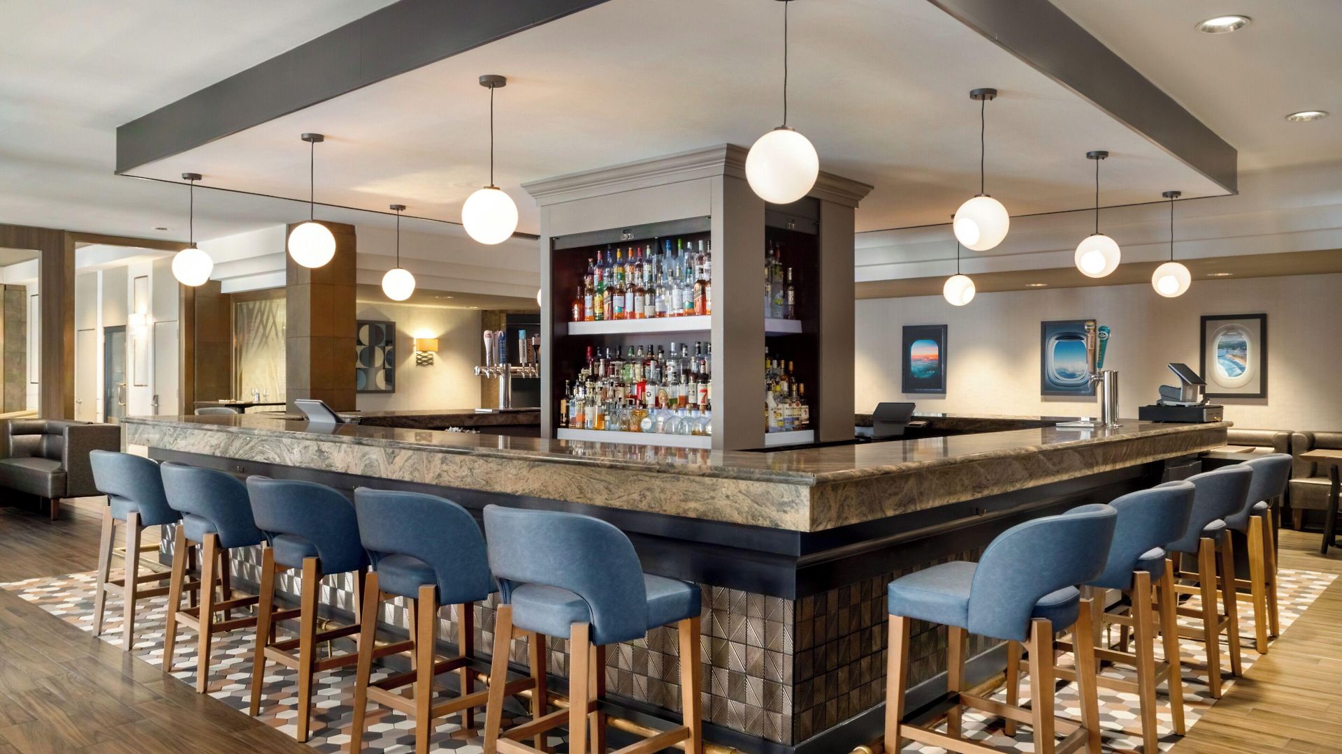 Doubletree By Hilton New York-laguardia Hotel New York