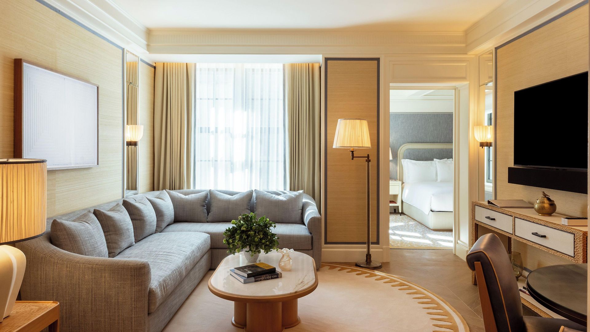 Hotel The Surrey, A Corinthia 5*