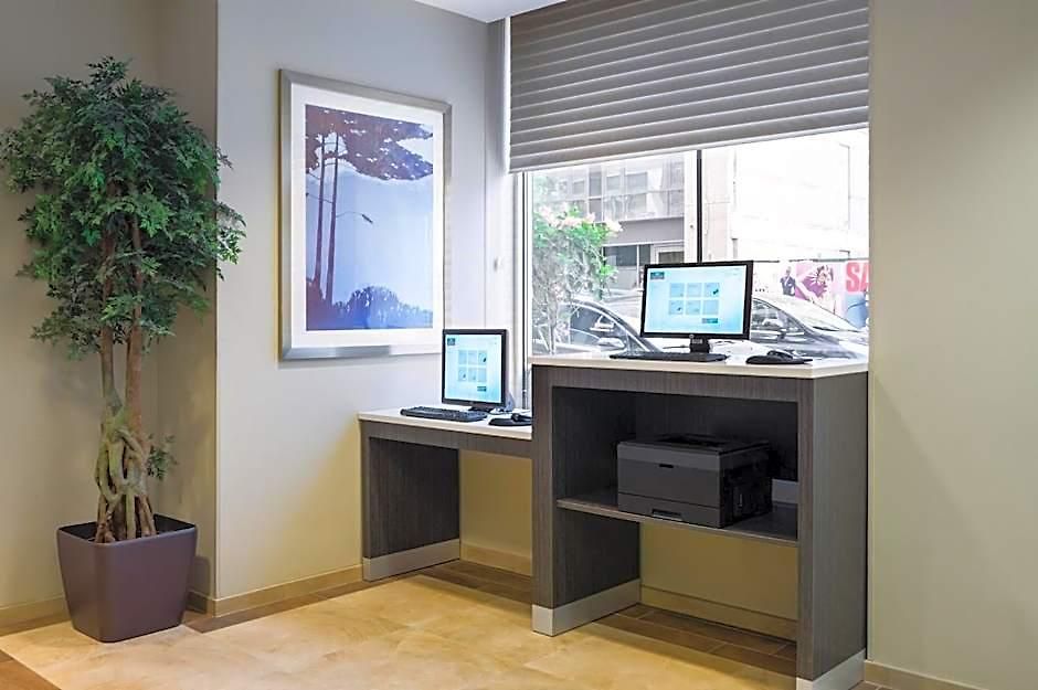 Hotel Candlewood Nyc -times Square By Ihg New York