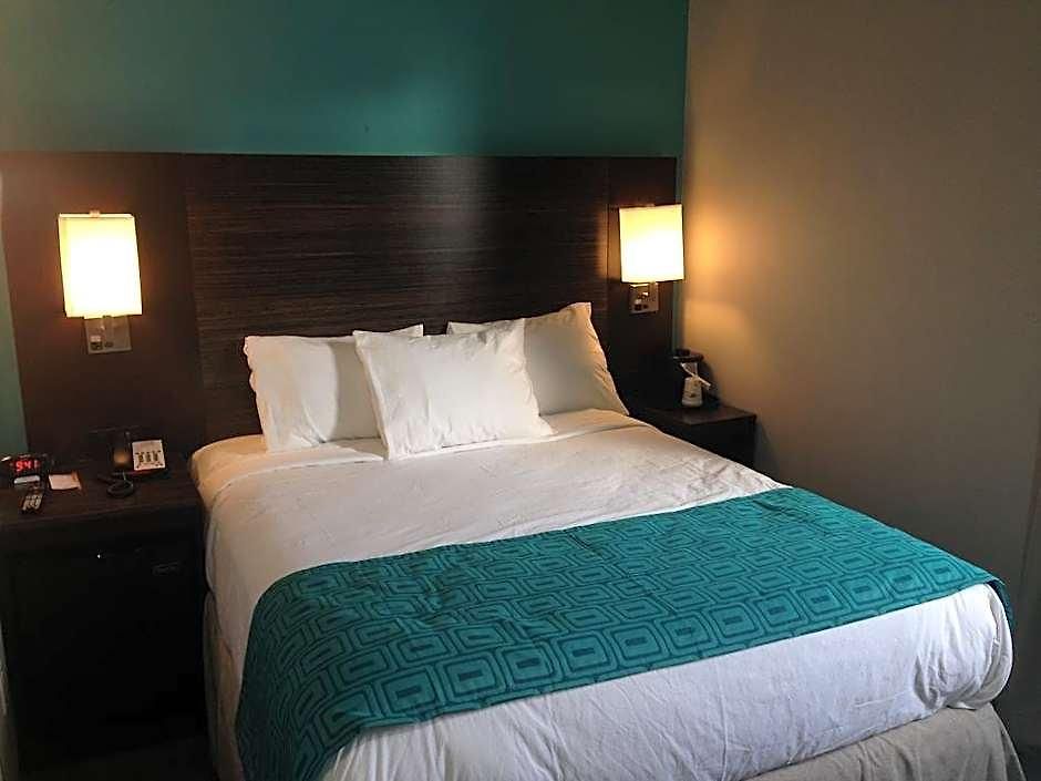 Rockaway Hotel 3*