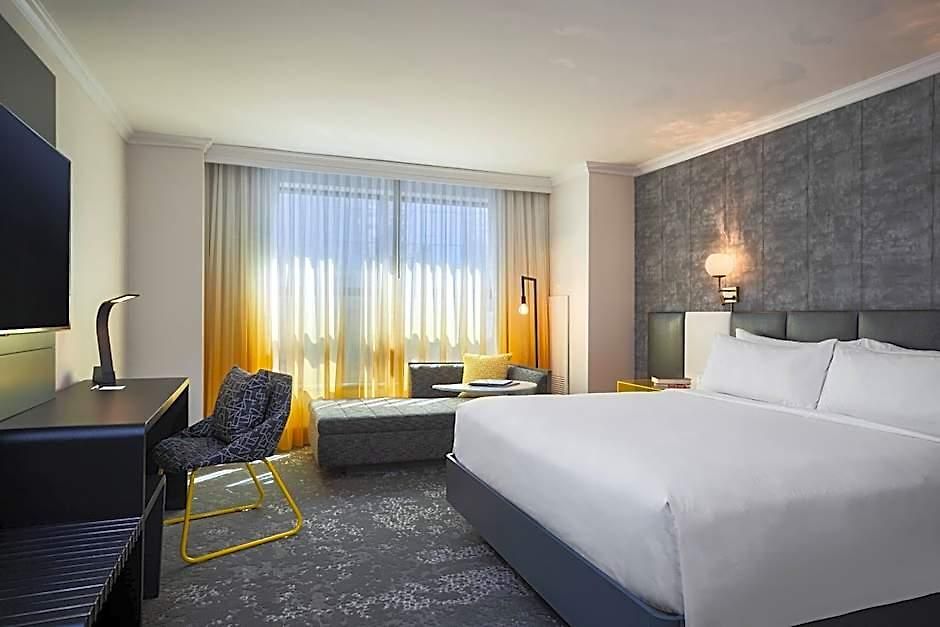 Renaissance Times Square By Marriott New York