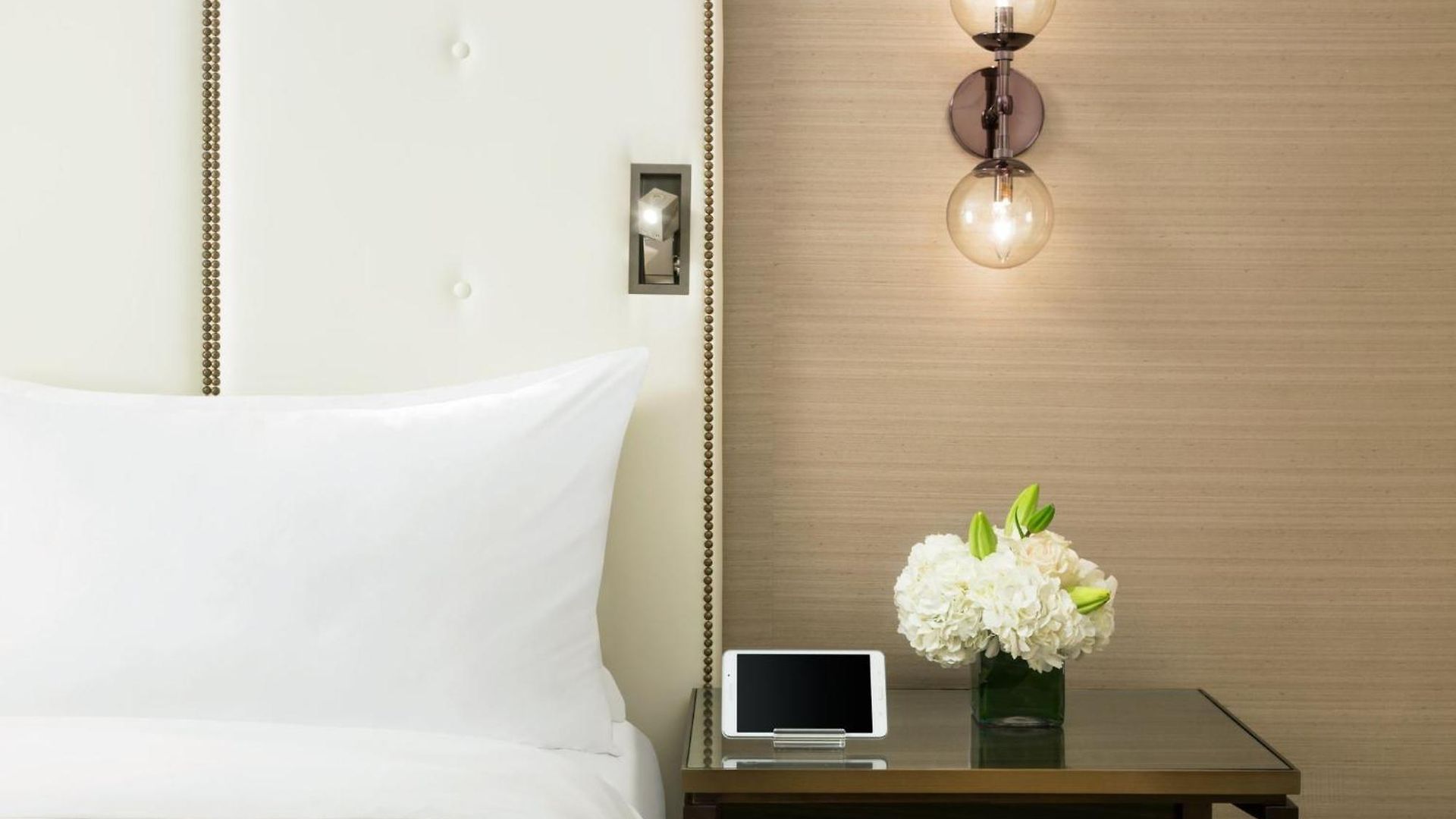 Hotel Crowne Plaza Manhattan Times Square By Ihg 4*