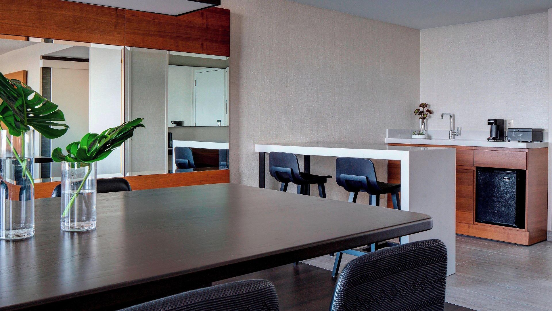 Laguardia Airport Marriott Hotel New York
