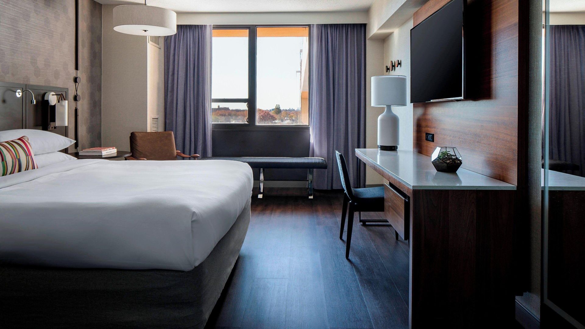Laguardia Airport Marriott Hotel