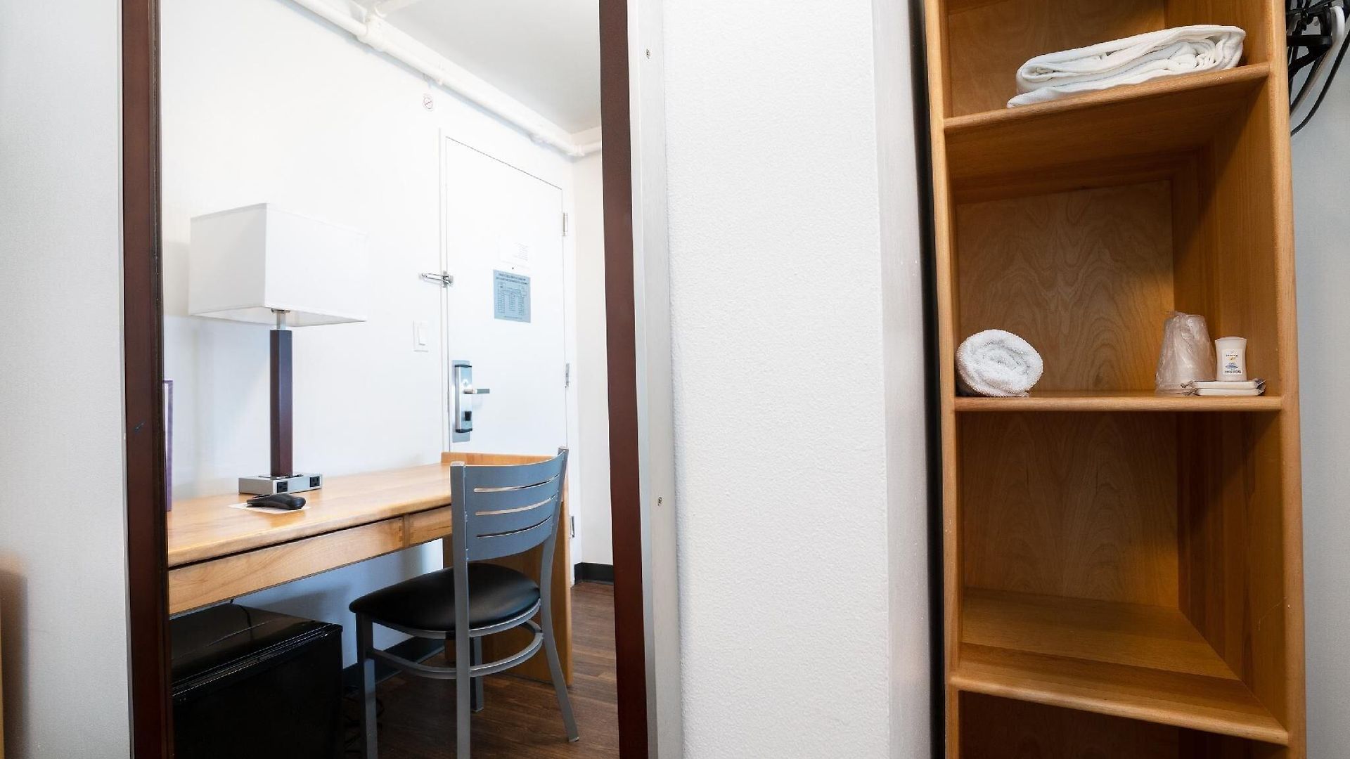 West Side Ymca Hostel *